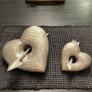 VALENTINE'S DAY - 3D large and small heart with arrow decor